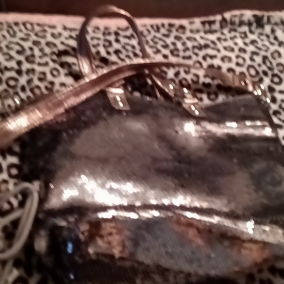 Coach - Picture 3 of 4